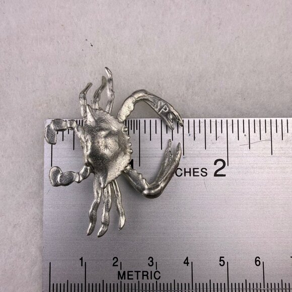 Silver Tone Crab-Shaped Metal Brooch Pin Womens Accessories Unique Design - Picture 3 of 4